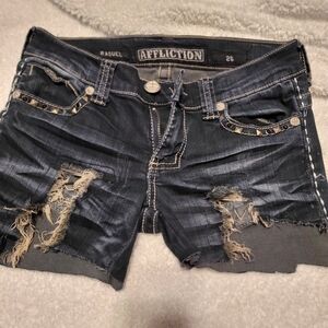 Affliction size 26 shorts